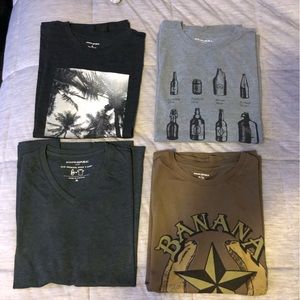 FOUR BANANA REPUBLIC T-SHIRTS EXTRA LARGE ($25 for all 4) Like New Condition